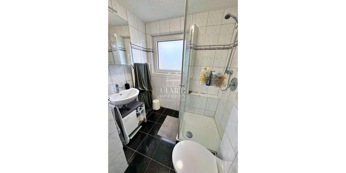 gepflegte Doppelhaushälfte mit großzügigem Grundstück in bester Lage von Böblingen 8 zimmer