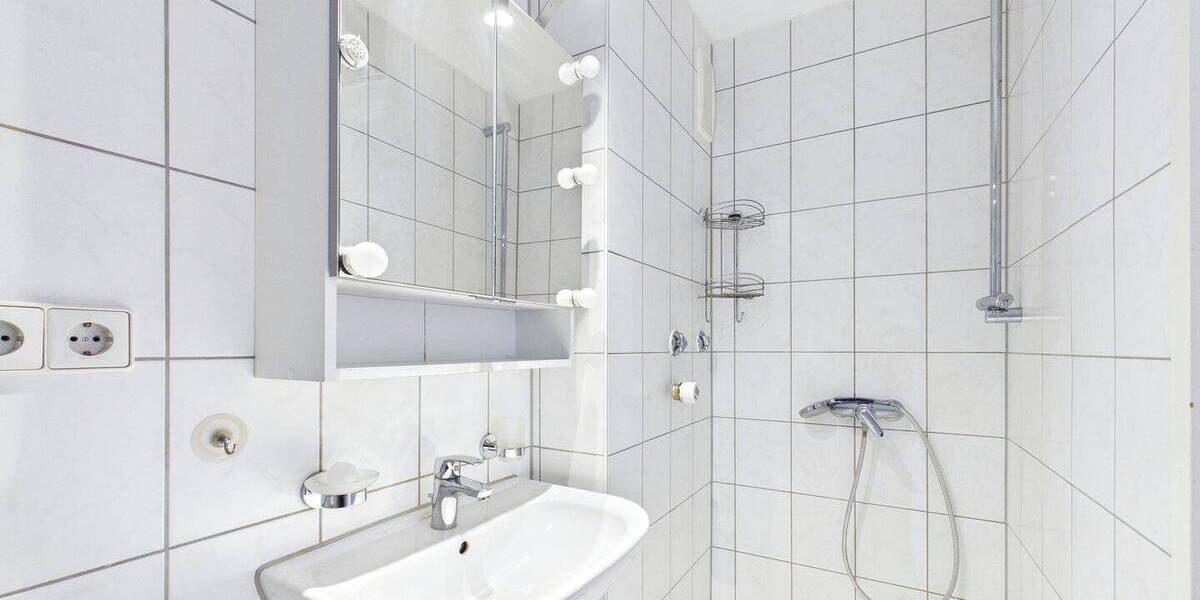 Etagenwohnung Stuttgart Rohracker - 2 Zimmer, 47 m&sup2;, 670&euro; | Angebot:26289955