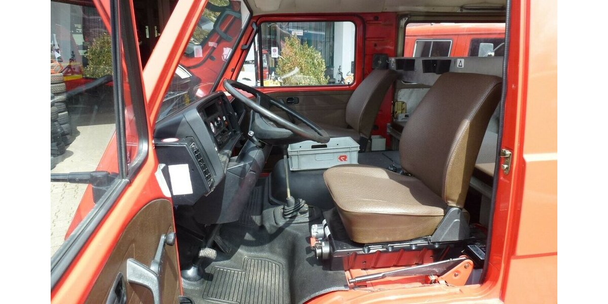 VW LT 35 * 2 Schiebetüren * Oldtimer * Diff.-Sperre 23.000 km 10.900 € Nürtingen 72622