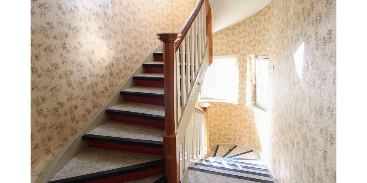 Mehrfamilienhaus, Wohnhaus Stuttgart Botnang - 9 Zimmer, 204 m&sup2;, 980.000&euro; | Angebot:26119209