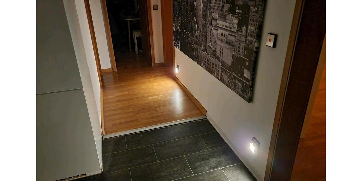 Dachgeschoßwohnung Stuttgart Degerloch - 2.5 Zimmer, 58 m&sup2;, 1.240&euro; | Angebot:24720562