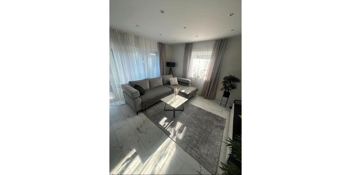 Ditzingen: 3 Zi.-Whg.Balkon,Küche, Garagenstellpl. Provisionsfrei 3 zimmer