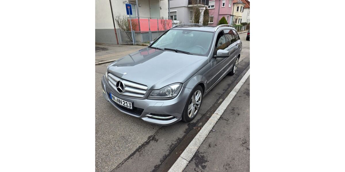 Mercedes-Benz C 250 320.000 km 4.090 &euro; Stuttgart 70178