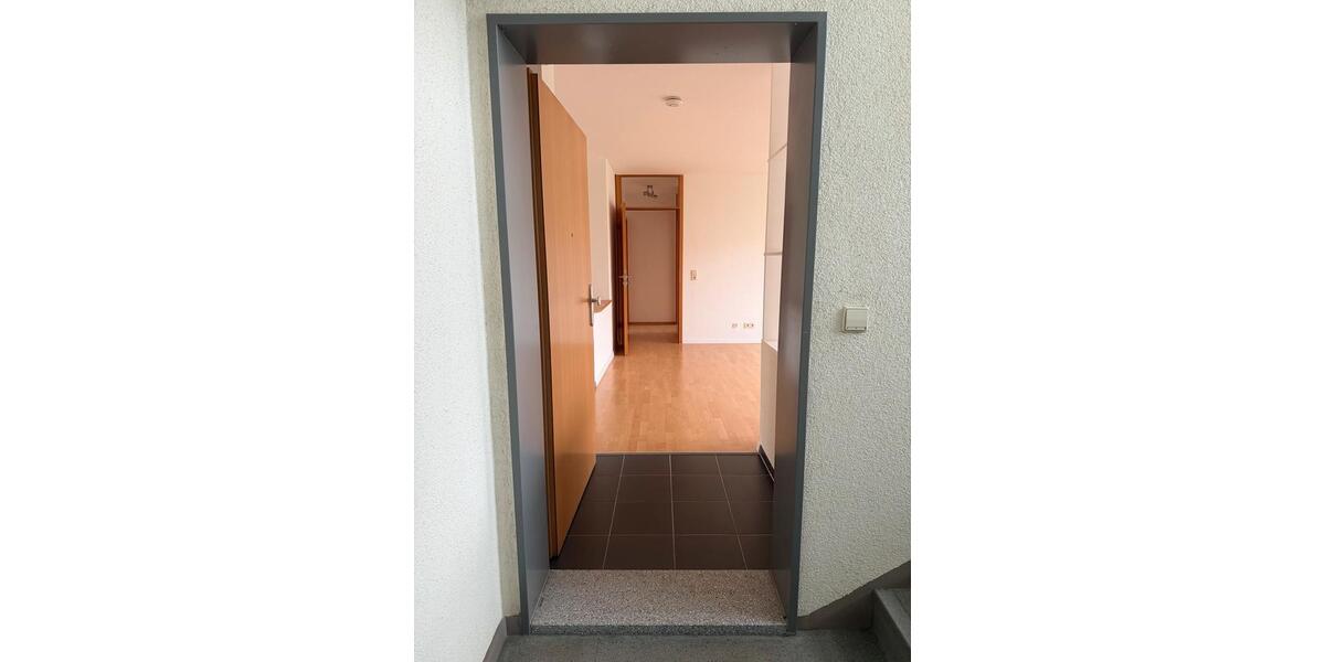 Etagenwohnung Kornwestheim - 3.5 Zimmer, 83 m&sup2;, 1.500&euro; | Angebot:26406575