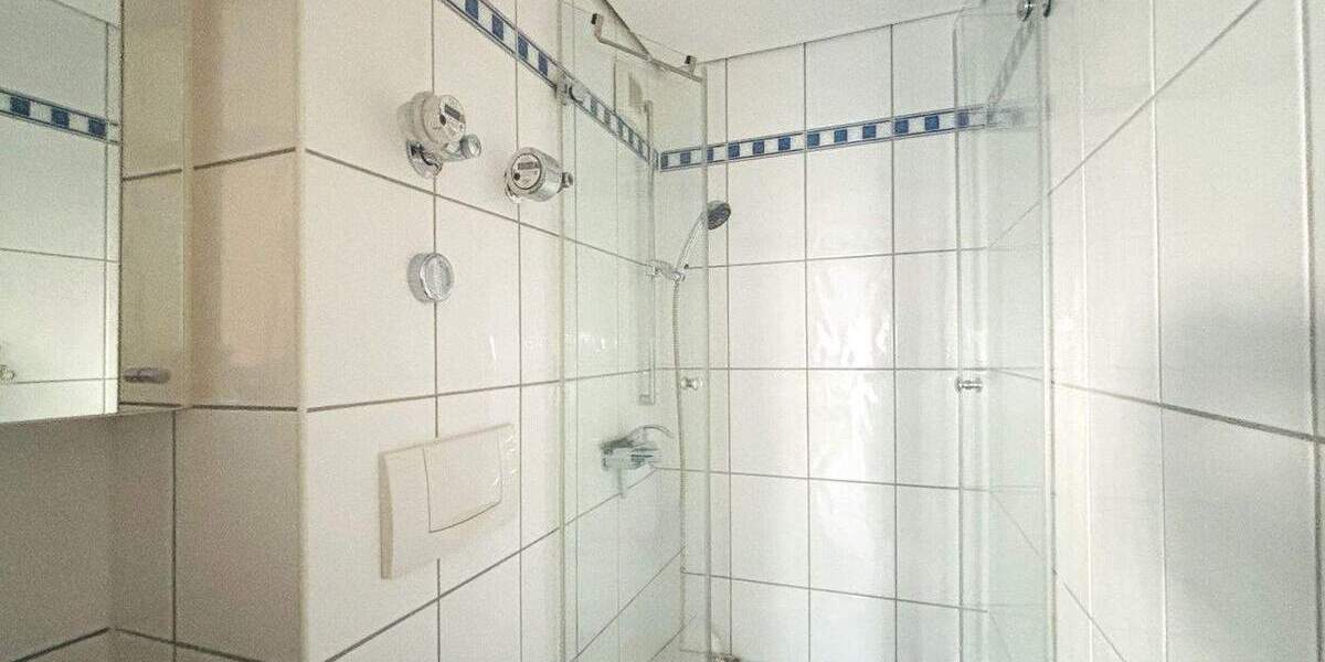 4 ½ Zimmer - Wunderschön: Bevorzugte Lage, wertig ausgestattet, großzügig geschnitten! 4 zimmer