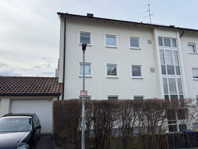 Attraktives 3-4 Familienhaus in Fellbach mit Potenzial zimmer