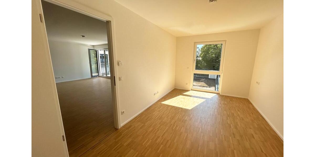 Terrassenwohnung Stuttgart Luginsland - 4 Zimmer, 100 m&sup2;, 1.650&euro; | Angebot:26263040
