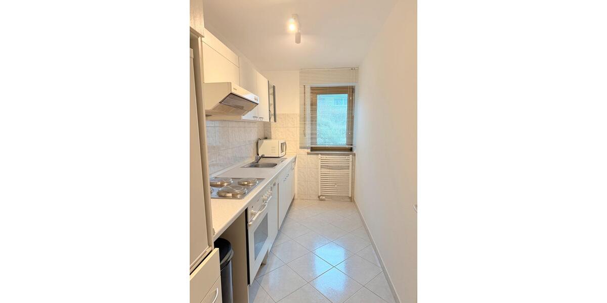 Etagenwohnung Esslingen am Neckar Pliensauvorstadt - 1 Zimmer, 40 m&sup2;, 675&euro; | Angebot:25085427