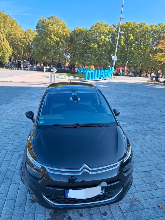 Citroen C4 SpaceTourer 135.000 km 10.000 € Stuttgart 70372