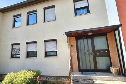 Haus Sindelfingen Mitte - 7 Zimmer, 140 m&sup2;, 480.000&euro; | Angebot:26807364