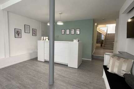 Einzelhandel in Esslingen am Neckar 1.250 € 104.67 m²