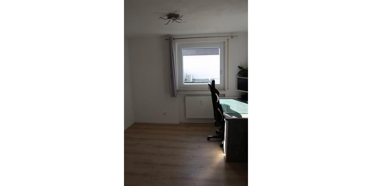 Etagenwohnung Kornwestheim - 3 Zimmer, 82 m&sup2;, 365.000&euro; | Angebot:26804427