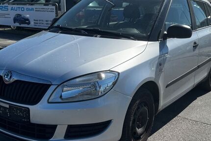 Skoda Fabia 195.000 km 950 &euro; Wendlingen 73240