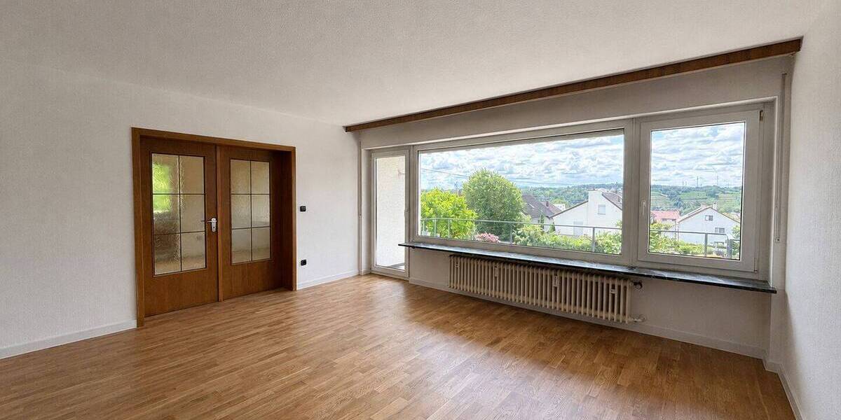 Etagenwohnung Ludwigsburg Neckarweihingen - 4 Zimmer, 135 m&sup2;, 1.850&euro; | Angebot:26917534