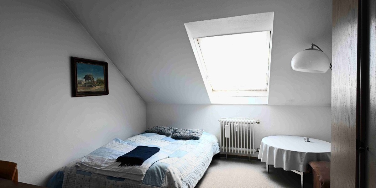 Vielfältige Angebote für Kinder und Jugendliche besonders attraktiv für junge Familien - Dachgeschoßwohnung Stuttgart Stammheim | Angebot:25990677