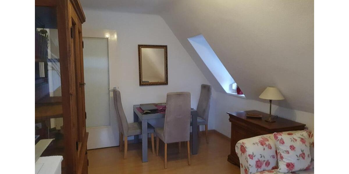 Dachgeschoßwohnung Stuttgart Hedelfingen - 2 Zimmer, 46 m&sup2;, 520&euro; | Angebot:25148873