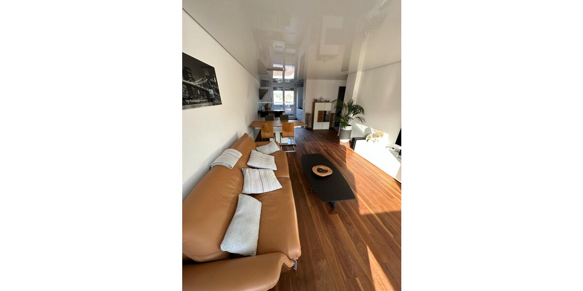 Einfamilienhaus Stuttgart Luginsland - 3 Zimmer, 83 m&sup2;, 1.900&euro; | Angebot:24804731