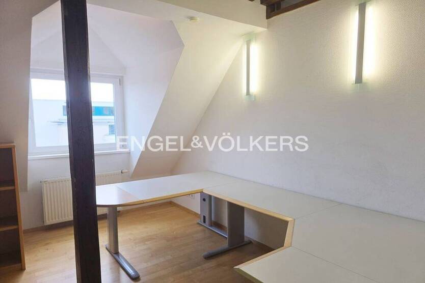 Transformer-Immobilie . teilbare Büroetage in bester Lage . nutzbar als Wohnung(en), BüroPraxis