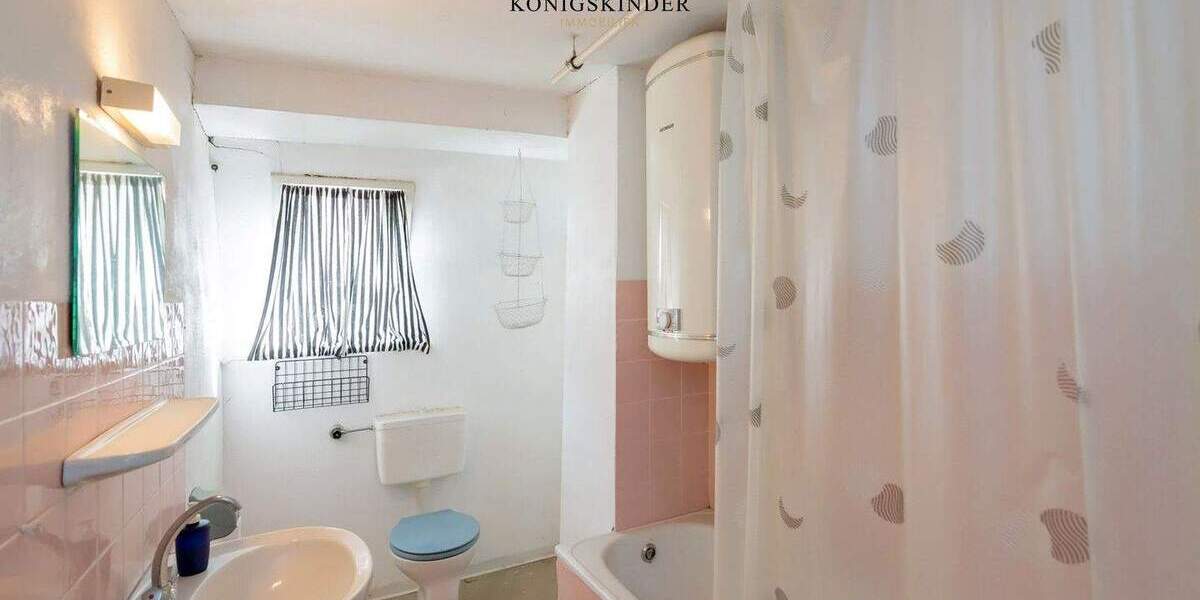 Mehrfamilienhaus, Wohnhaus Kernen im Remstal Stetten - 9 Zimmer, 300 m&sup2;, 399.000&euro; | Angebot:24834877