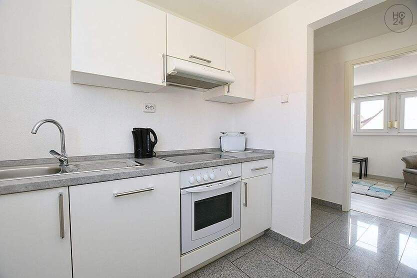 Voll möblierte Wohnung mit Stellplatz in Stuttgart Zuffenhausen nähe Porsche 2 zimmer