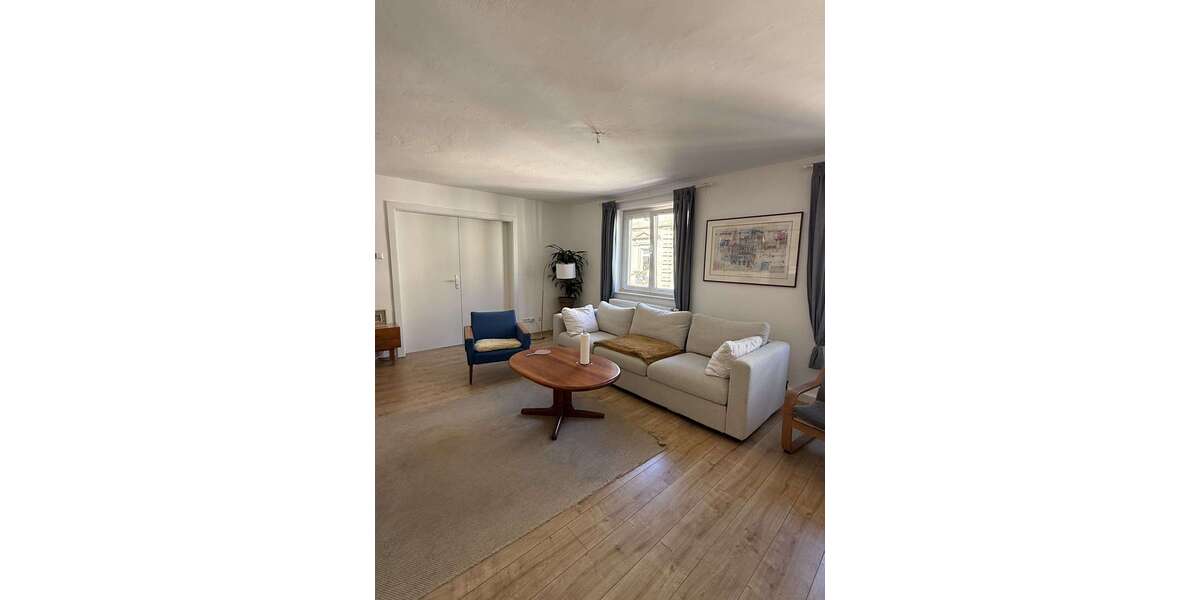 Etagenwohnung Stuttgart Feuersee - 4 Zimmer, 110 m&sup2;, 1.580&euro; | Angebot:26434602