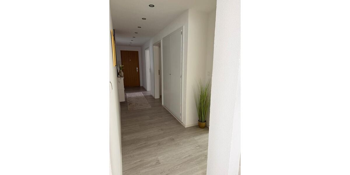 Etagenwohnung Wernau (Neckar) - 3 Zimmer, 75 m&sup2;, 325.000&euro; | Angebot:26524701