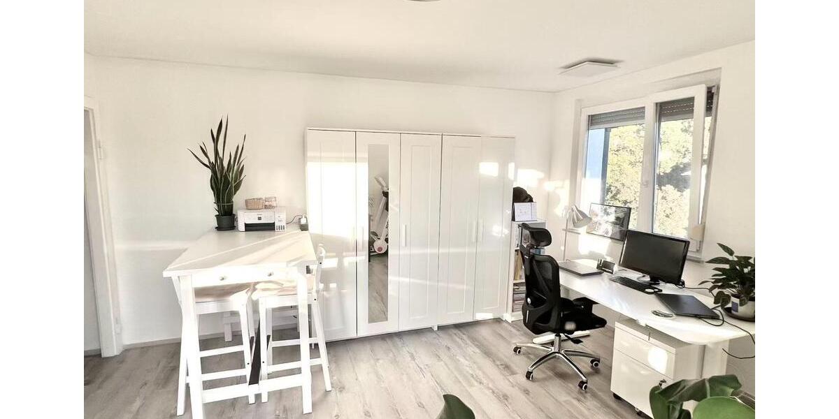 Etagenwohnung Stuttgart Degerloch - 1.5 Zimmer, 41 m&sup2;, 895&euro; | Angebot:25150128