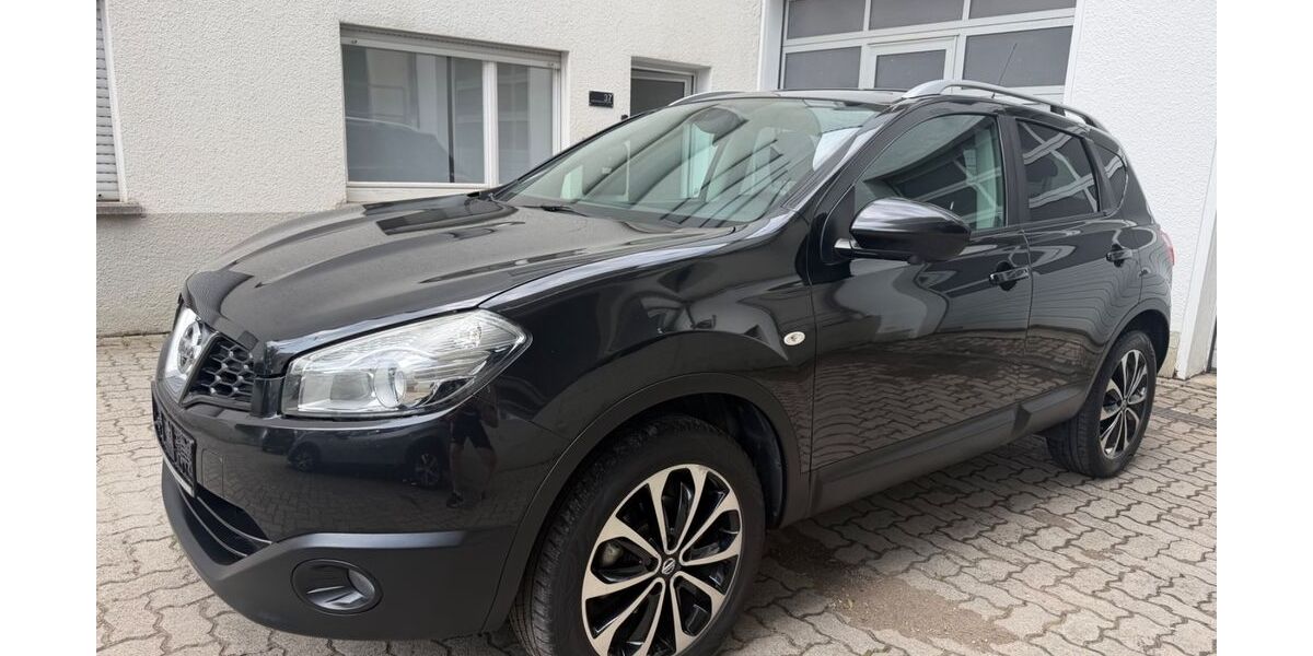 Nissan Qashqai 172.500 km 5.900 &euro; Magstadt 71106