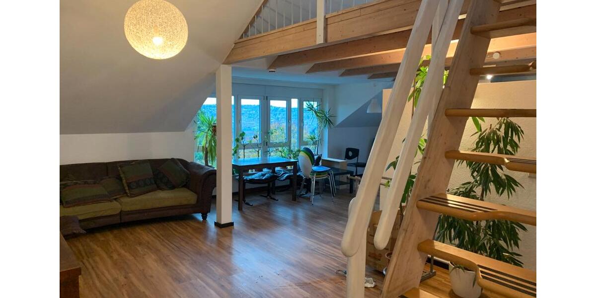 Dachgeschoßwohnung Stuttgart Lehen - 2 Zimmer, 90 m&sup2;, 1.460&euro; | Angebot:25992085