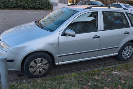 Skoda Fabia 184.000 km 780 € Stuttgart 70435