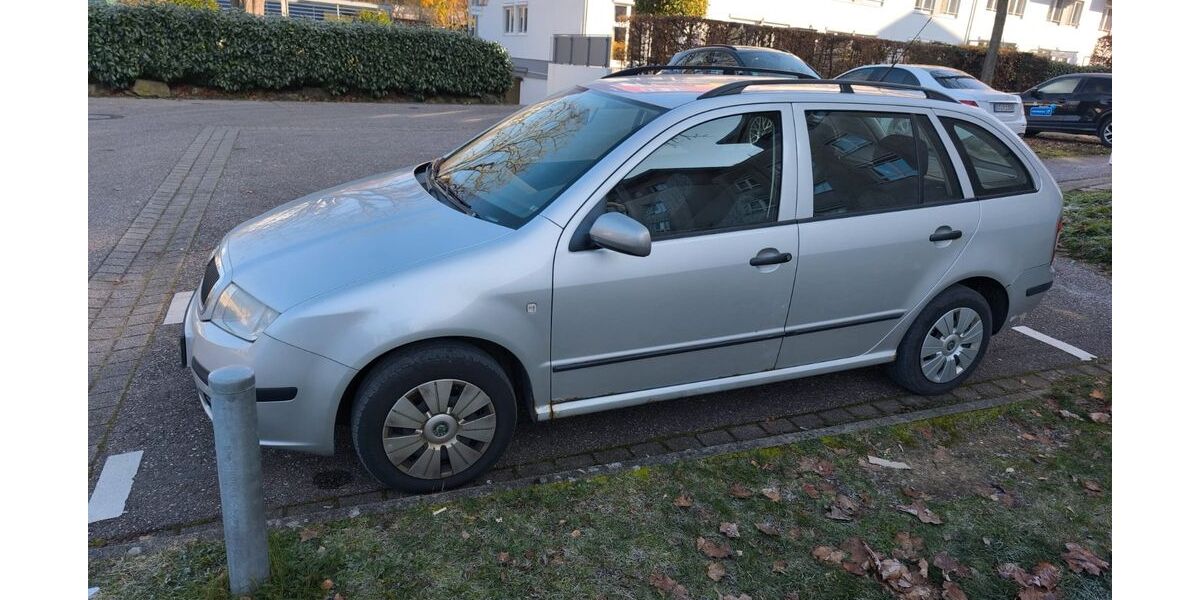 Skoda Fabia 184.000 km 780 € Stuttgart 70435