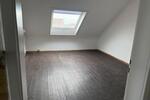 Dachgeschoßwohnung Möglingen - 3 Zimmer, 70 m&sup2;, 1.100&euro; | Angebot:26398213