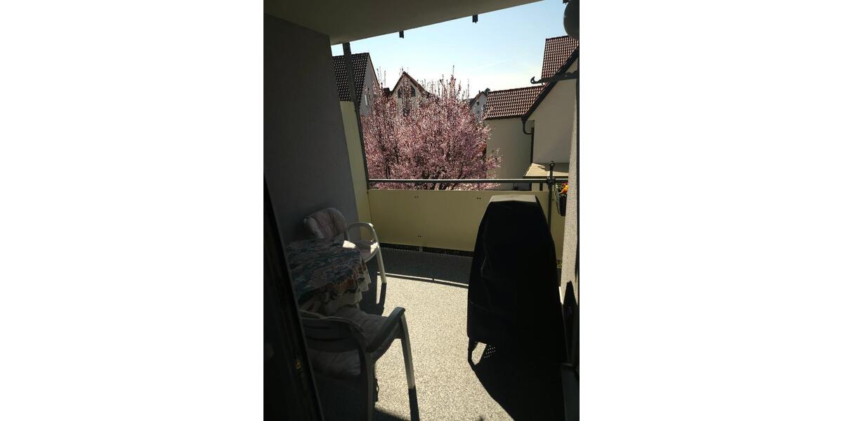 Etagenwohnung Leonberg - 2 Zimmer, 63 m&sup2;, 219.000&euro; | Angebot:27081109