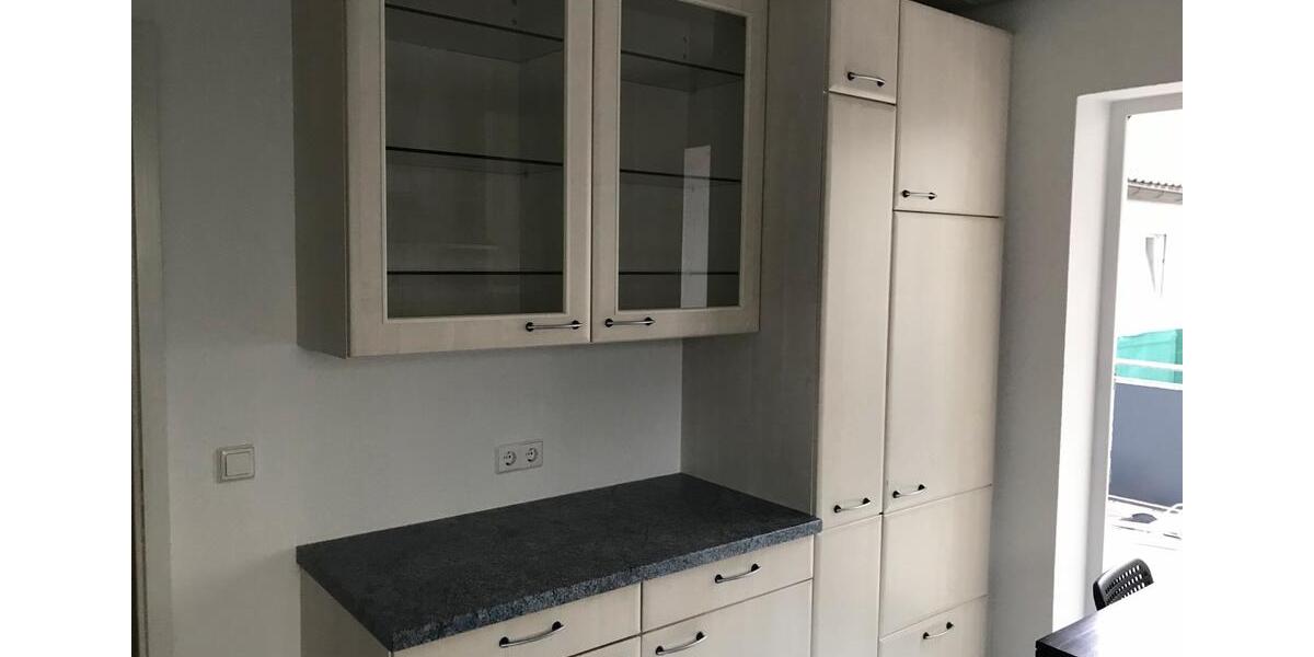 Mehrfamilienhaus, Wohnhaus Böblingen - 7 Zimmer, 155 m&sup2;, 650.000&euro; | Angebot:25256799