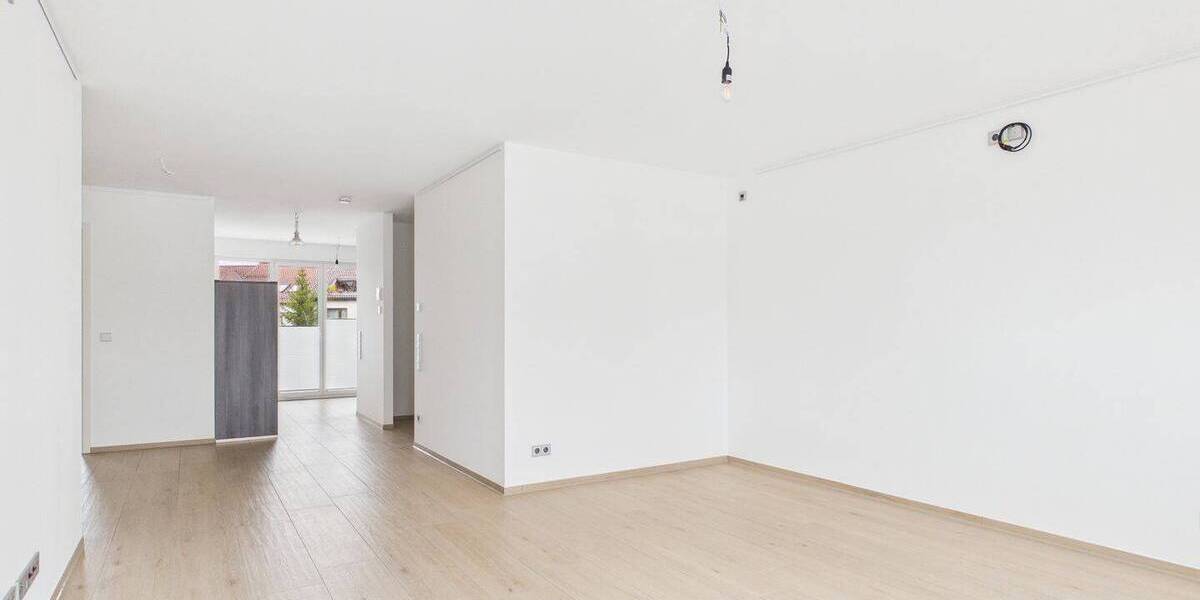 Etagenwohnung Fellbach - 3 Zimmer, 109 m&sup2;, 1.610&euro; | Angebot:25929262
