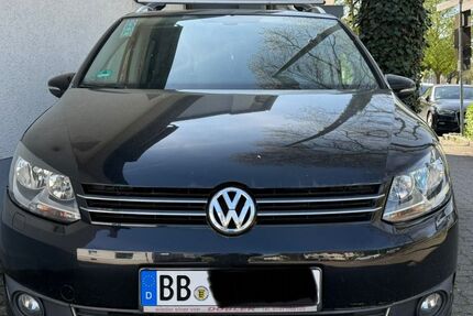 VW Touran 201.000 km 9.999 &euro; Renningen 71272