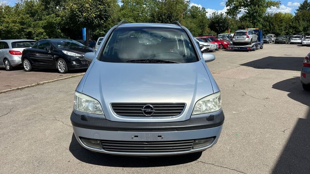 Opel Zafira 156.582 km 1.490 € Marbach am Neckar 71672