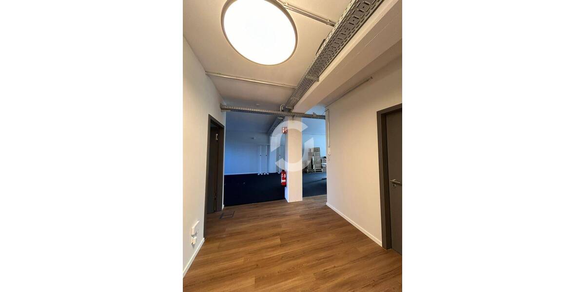 Gewerbeobjekt Stuttgart Obertürkheim - 5.500&euro; | Angebot:23970767