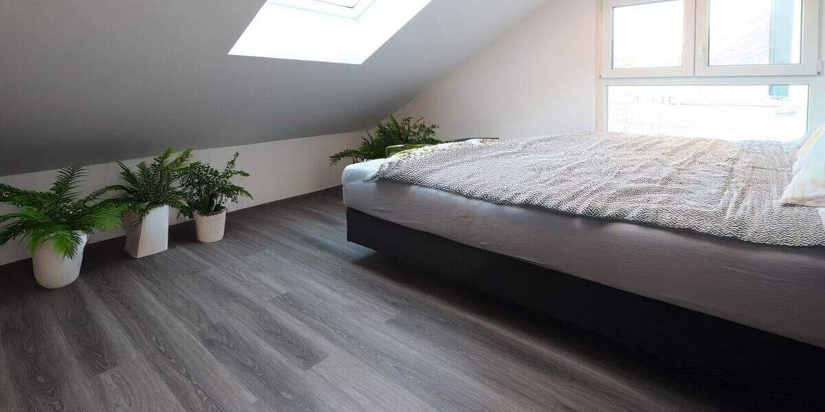 Wohn- und Geschäftshaus mit 3 Wohneinheiten, Büroräumen und Gartengrundstück 1 zimmer