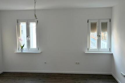 Wohnung Stuttgart Zuffenhausen - 3 Zimmer, 73 m&sup2;, 1.400&euro; | Angebot:25370386