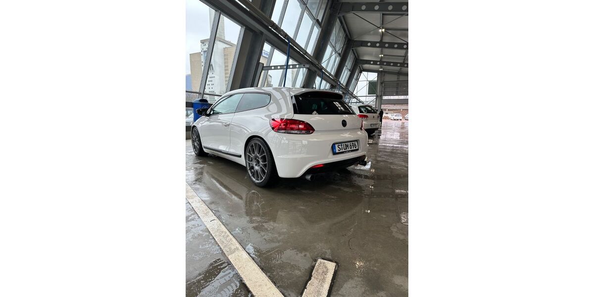 VW Scirocco 145.000 km 9.499 &euro; Stuttgart 70329