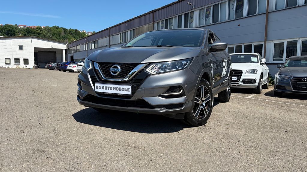 Nissan Qashqai 23.000 km 13.390 &euro; Ebersbach an Fils 73061