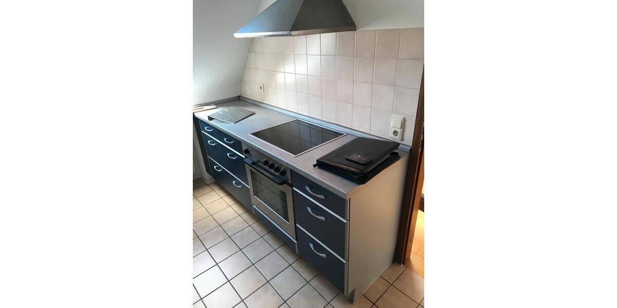 Dachgeschoßwohnung Leonberg - 2.5 Zimmer, 78 m&sup2;, 285.000&euro; | Angebot:26543342