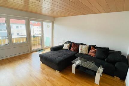 Schöne 2,5Zi Whg inkl. Loggia und EBK 2 zimmer