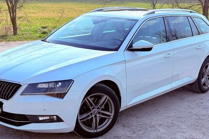 Skoda Superb 204.000 km 12.900 &euro; Stuttgart 70563