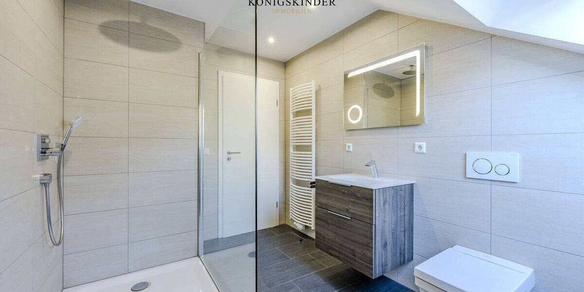 Mehrfamilienhaus, Wohnhaus Ebersbach an der Fils Ebersbach - 8 Zimmer, 275 m&sup2;, 699.000&euro; | Angebot:26188189