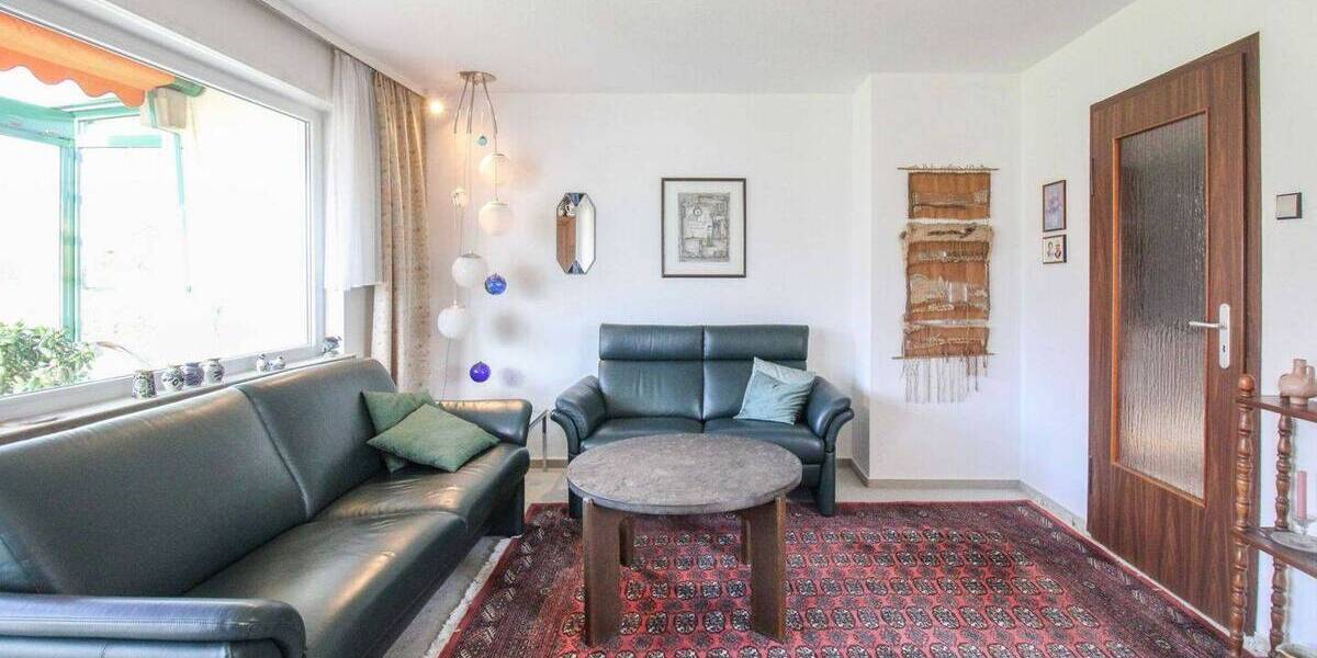 Reihenendhaus Stuttgart Rot - 6 Zimmer, 131 m&sup2;, 398.000&euro; | Angebot:26487029