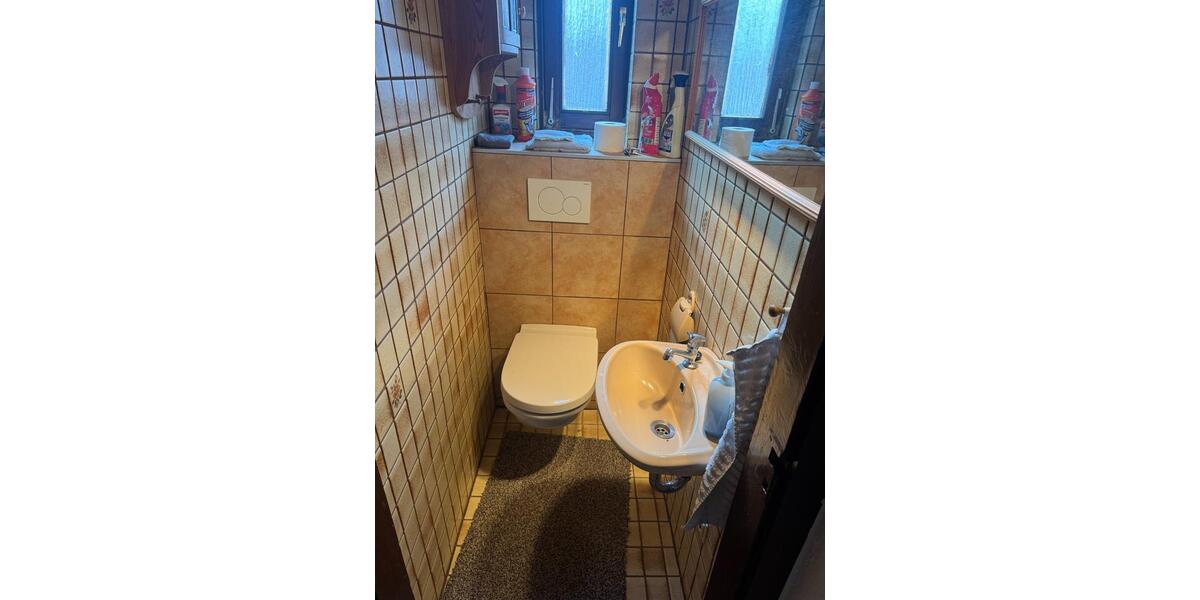 Doppelhaushälfte Stuttgart Luginsland - 4 Zimmer, 112 m&sup2;, 1.560&euro; | Angebot:25080214