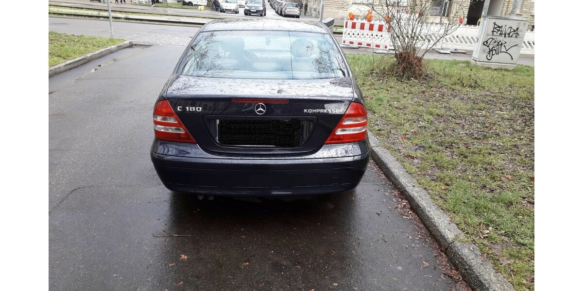 Mercedes-Benz C-Klasse 155.581 km 3.700 € Böblingen 71032
