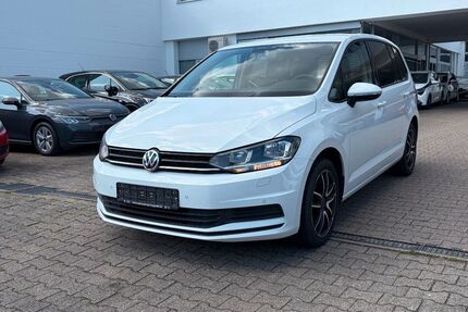 VW Touran 179.534 km 10.995 &euro; Stuttgart 70597